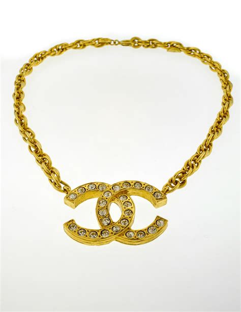 vintage cc chanel necklace